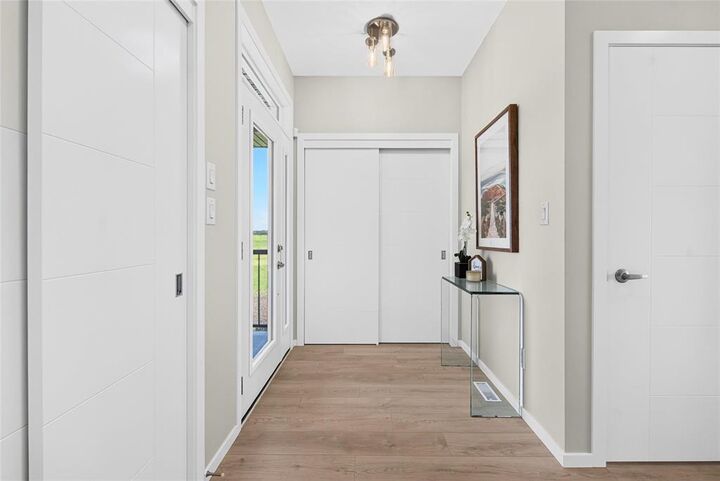 Property Photo:  39 Parkrose Place  MB R5A 0B4 