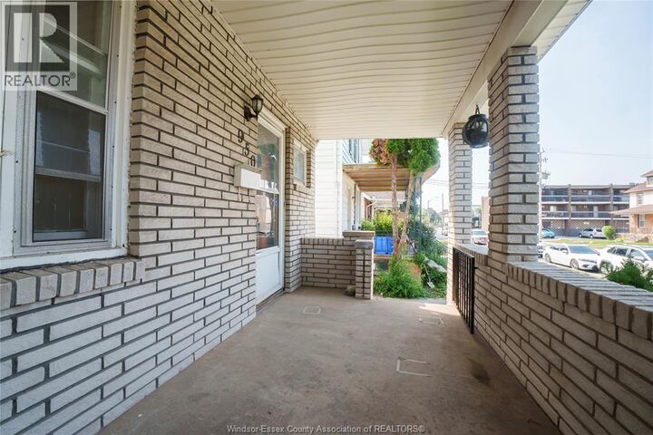 Property Photo: 950 Elsmere ON N9A 2A9