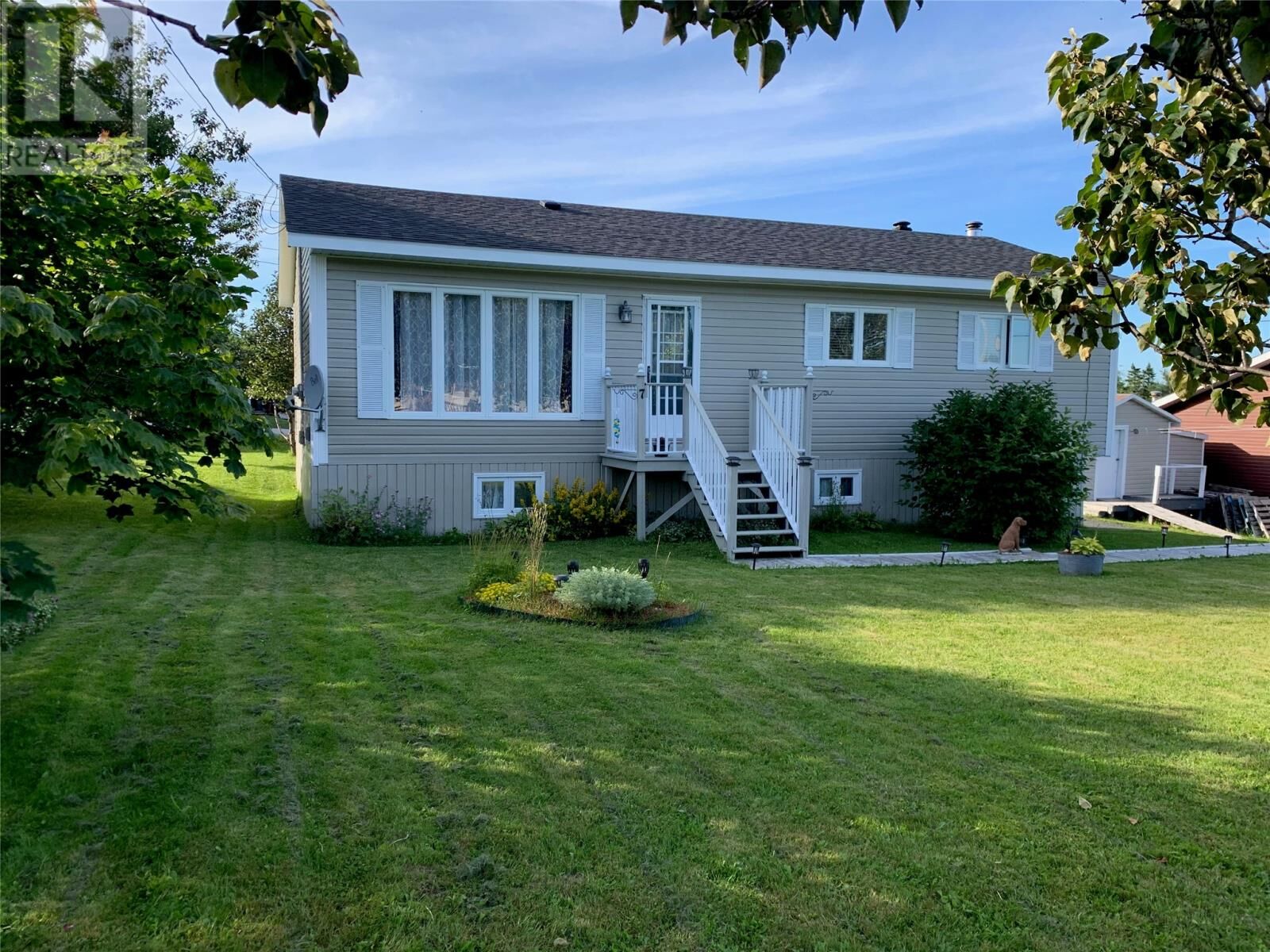Property Photo:  7 Bayview Road  NL A0K 4T0 