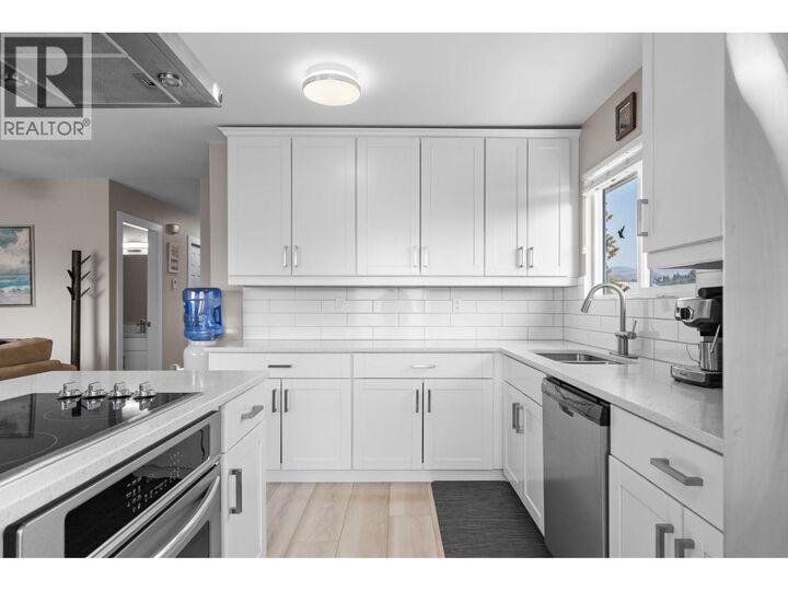 Property Photo: 2440 Margaret Road BC V4T 1N6