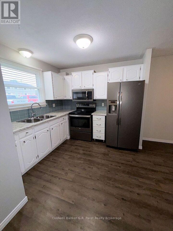 Property Photo: 150 Concession Street East 3 ON N4G 1P9