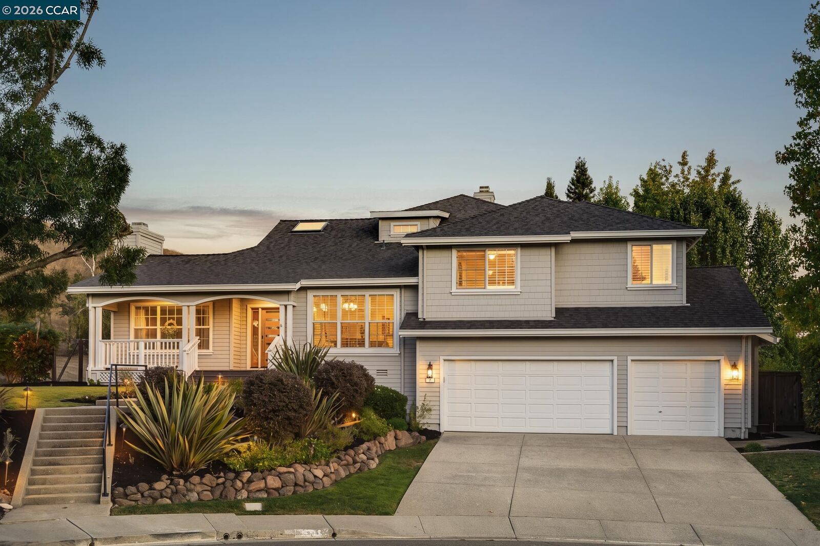 Property Photo:  7 Eastward Ln  CA 94506 
