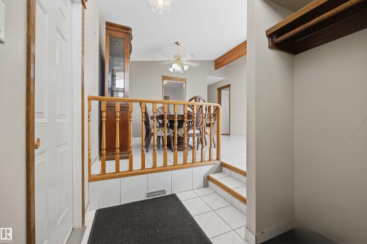 Property Photo:  14008 94 Street NW  AB T5E 3W1 