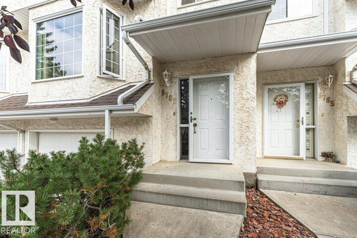Property Photo:  9787 176 Street NW  AB T5T 6B3 
