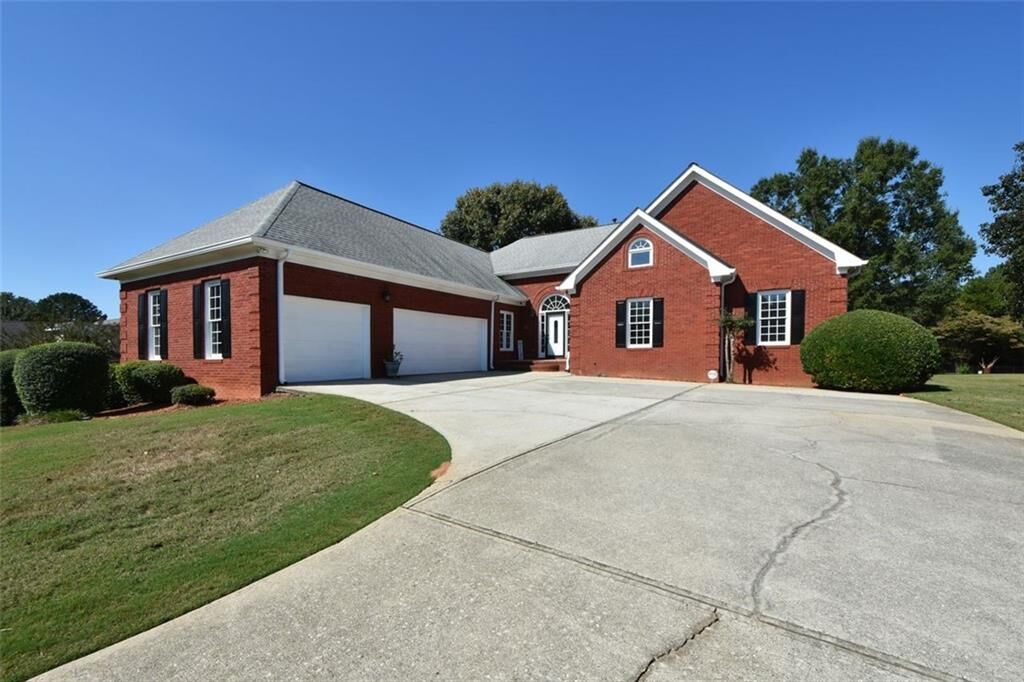 Property Photo:  1209 Dover Place SE  GA 30013 