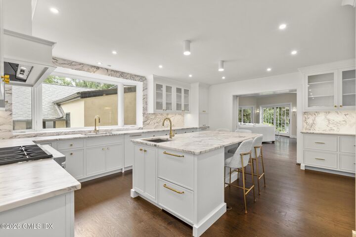 Property Photo: 21 Calhoun Drive CT 06831