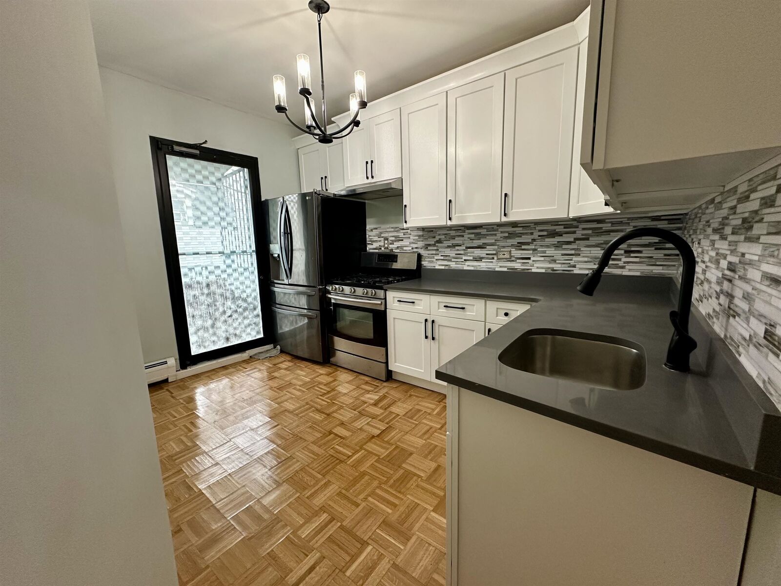 Property Photo:  543 West Side Ave 2  NJ 07304 