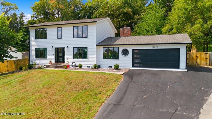 Property Photo: 12312 W Kings Gate Rd TN 37934