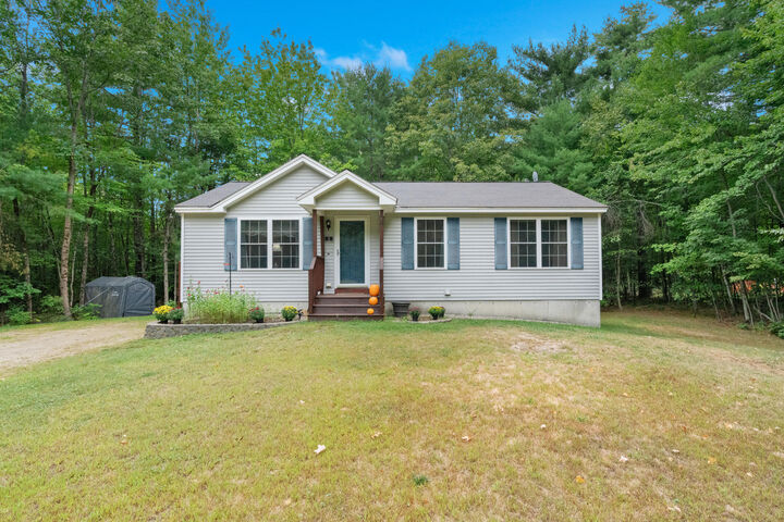 Property Photo: 6 Ledgeview Lane ME 04087
