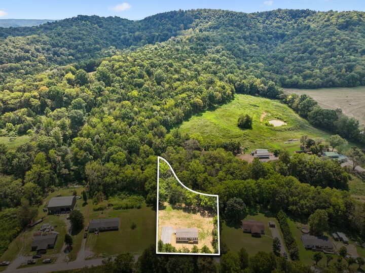 Property Photo: 6230 Walker Creek Rd TN 37012