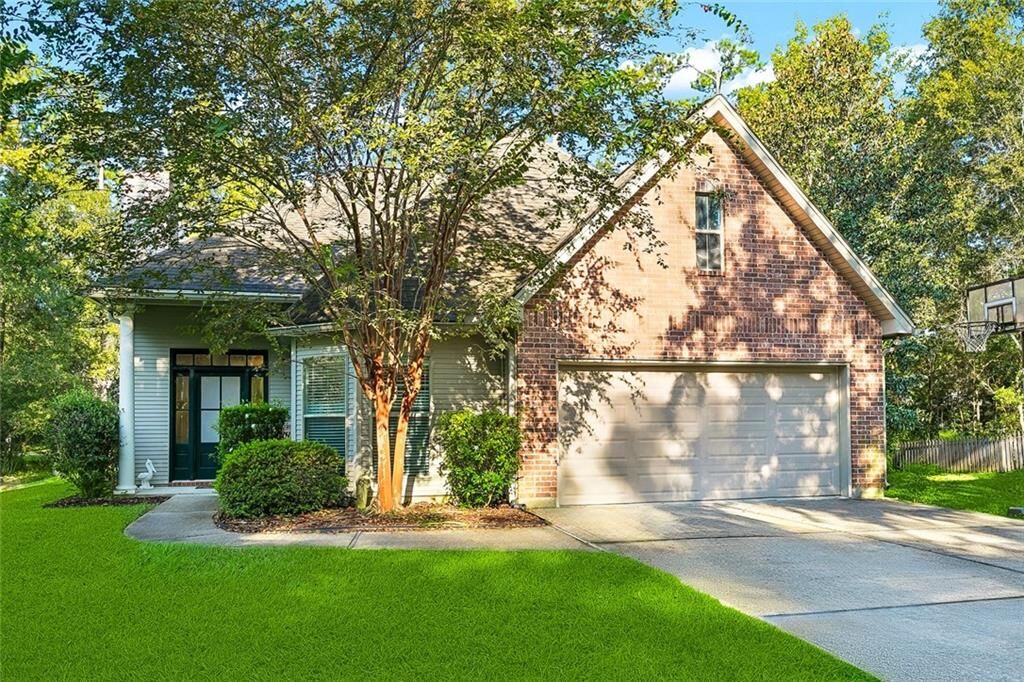 Property Photo:  71153 Sloope Place  LA 70420 