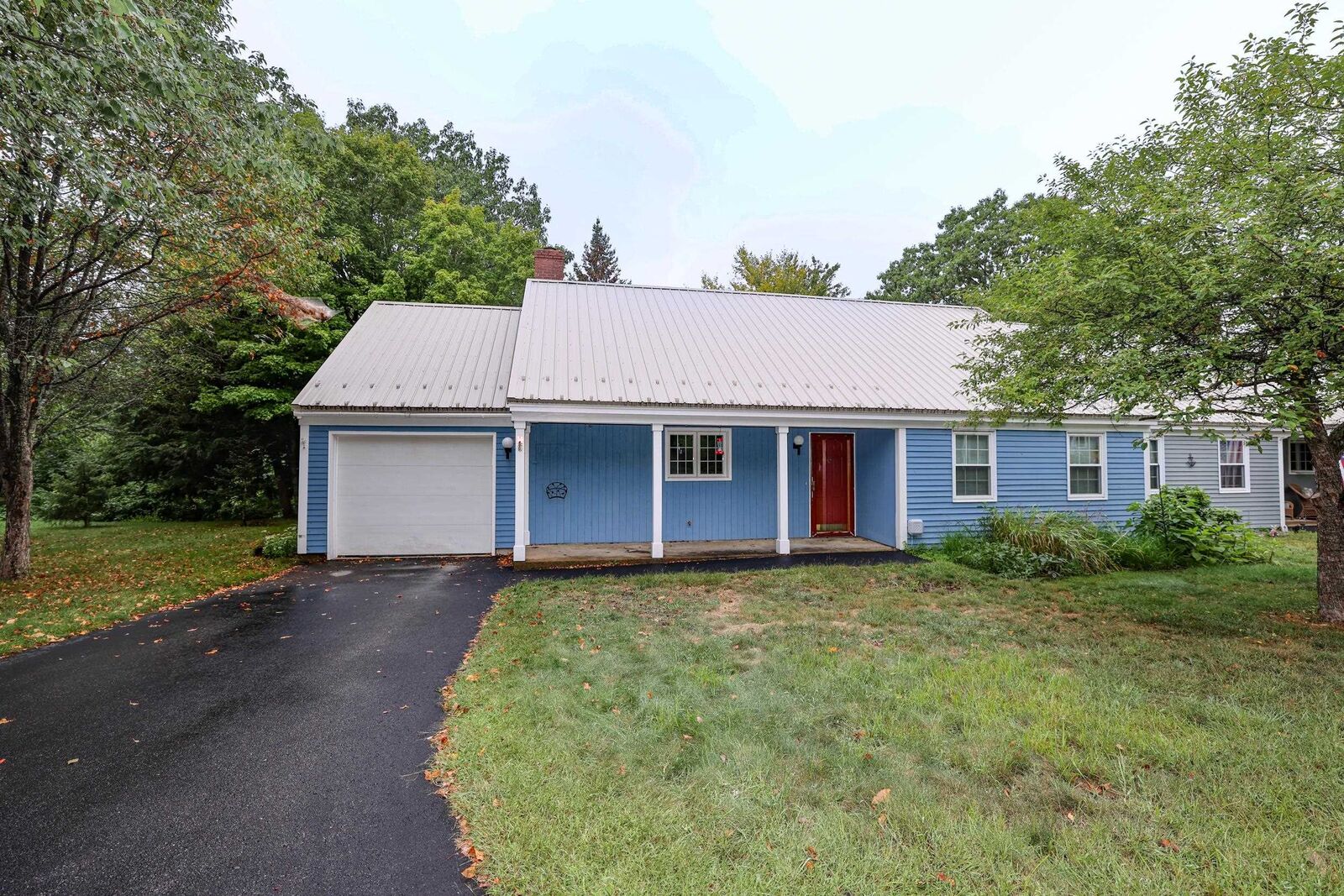 Property Photo: 14 Oak Drive NH 03220