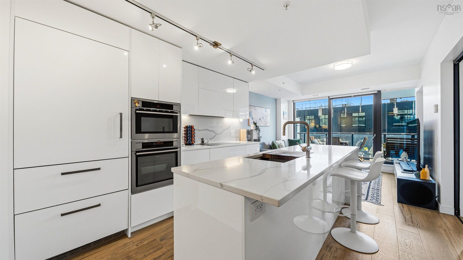 Property Photo: 1406 1650 Granville Street NS B3J 0E1