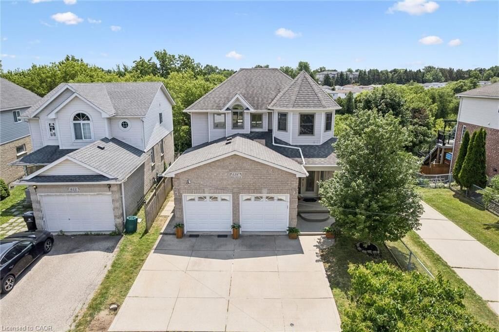 Property Photo:  426 Hidden Creek Drive  ON N2N 3N2 