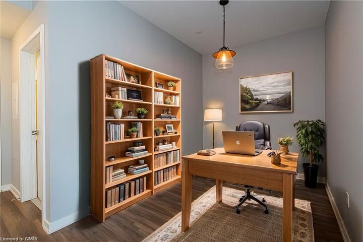 Property Photo:  690 King Street W 118  ON N2G 0B9 