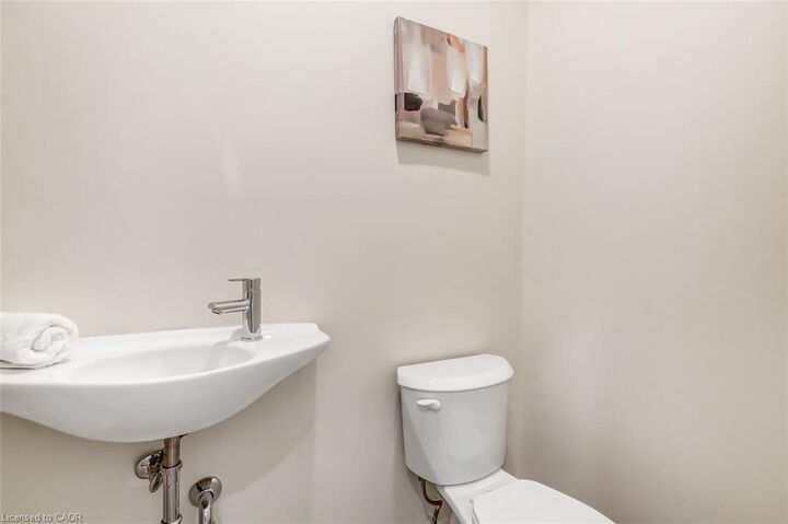 Property Photo:  214 William Street  ON N4B 2E1 
