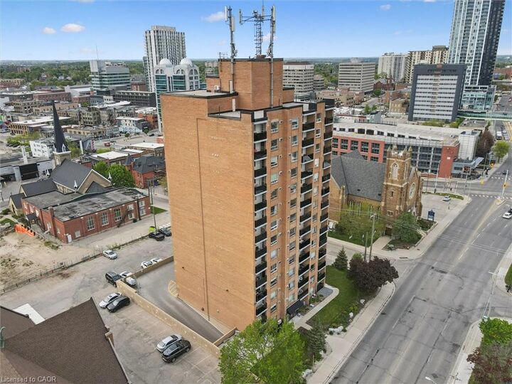 Property Photo:  64 Benton Street 906  ON N2G 4L9 