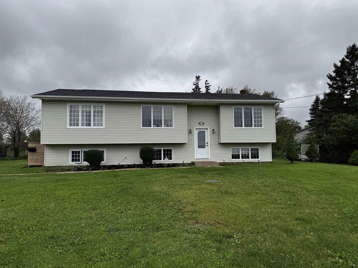 Property Photo:  1557 Brackley Point Road  PE C1E 1R1 