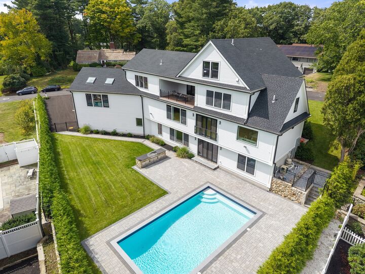 Property Photo:  55 Crestview Rd  MA 02478 