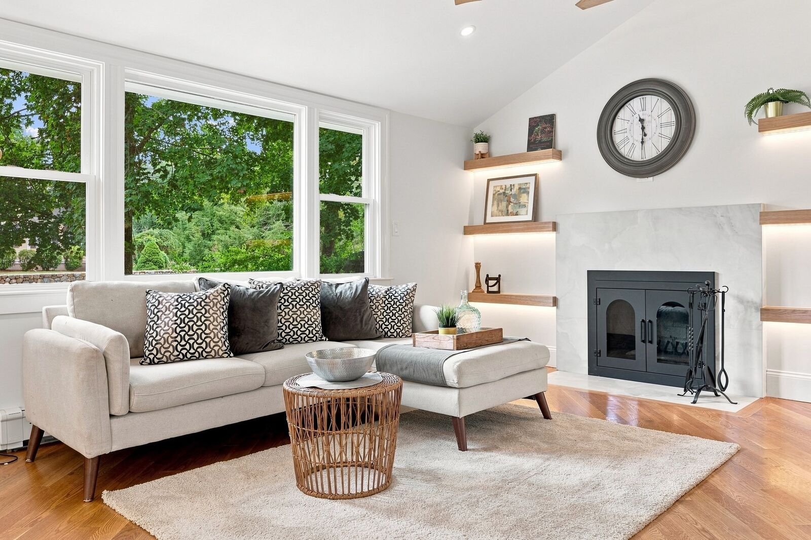 Property Photo:  121 Elm St  MA 01864 