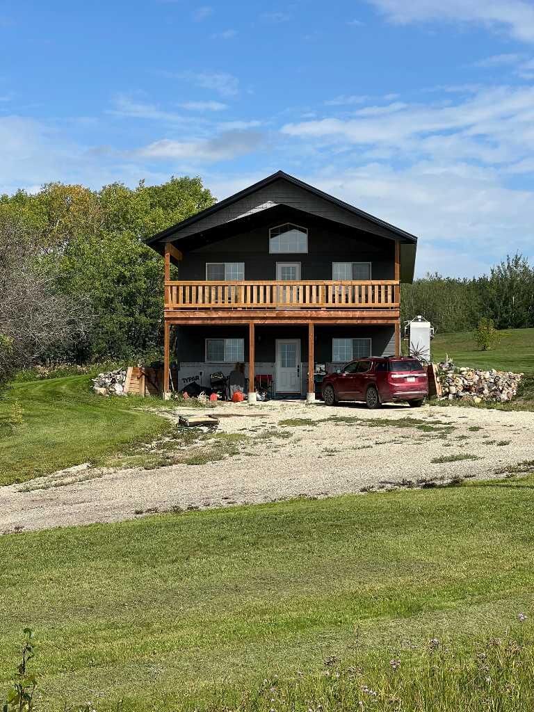 Property Photo:  #6  720075 Range Road 95  AB T0H 0C0 