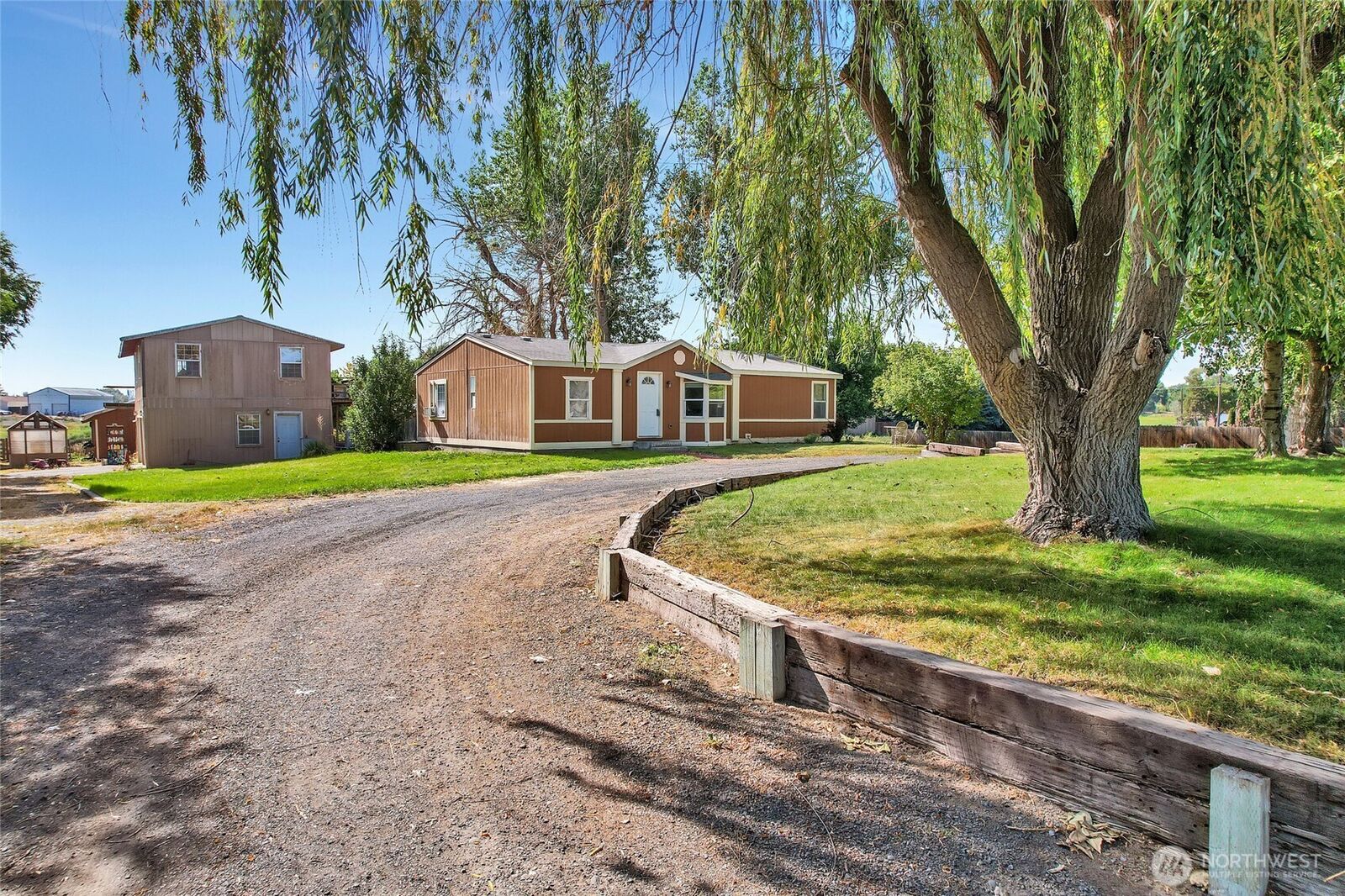 Property Photo:  11063  Road 4.4  NE  WA 98837 