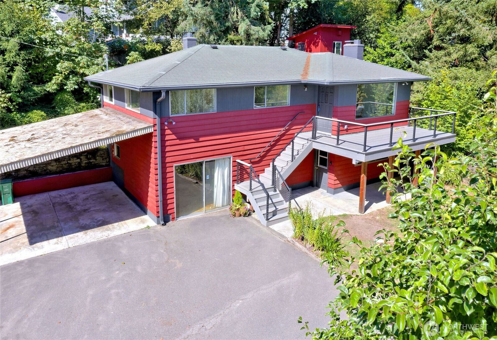 Property Photo:  8004 S 134th Street  WA 98178 
