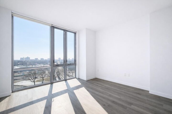 Property Photo:  1524 Sheepshead Bay Road 14C  NY 11235 