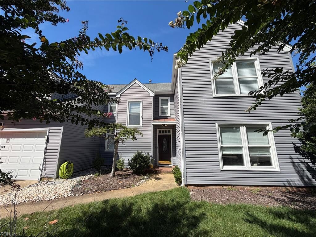 Property Photo: 1489 Round Hill Dr VA 23464
