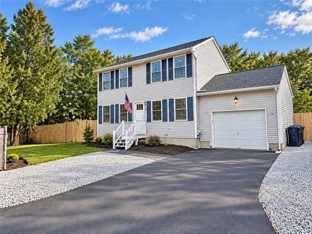 Property Photo:  4 Cooke Place  RI 02888 