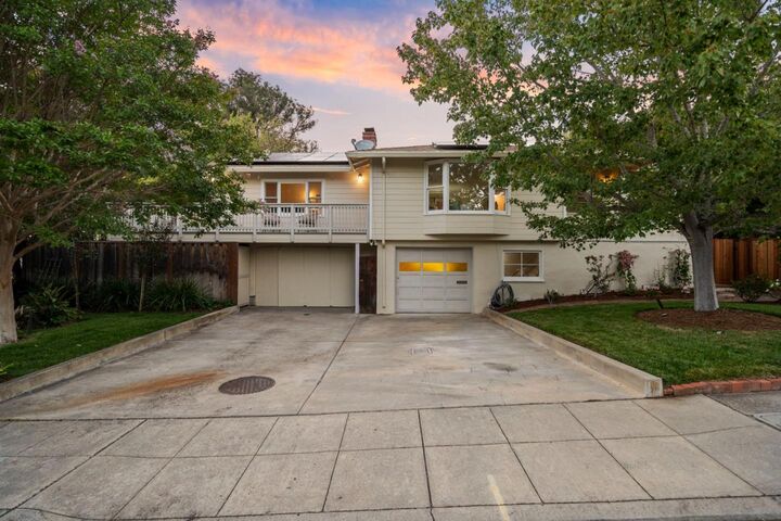 Property Photo:  2 Beverly Drive  CA 94070 