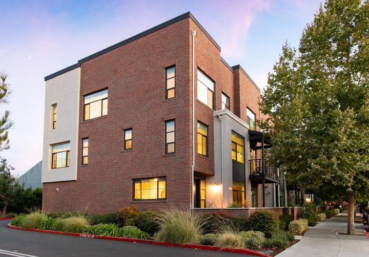 Property Photo:  208 Railway Avenue  CA 95008 