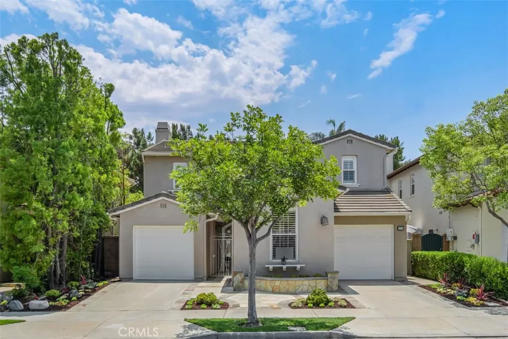 Property Photo: 23 Highfield Glen CA 92618