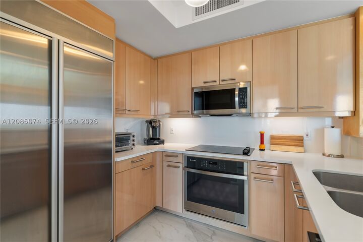 Property Photo:  3350 SW 27th Ave 1807  FL 33133 