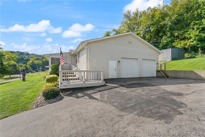 Property Photo:  2505 Crestview Avenue NE  IN 47136 