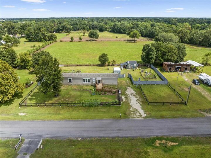Property Photo: 7311 Jarib Lane LA 70607