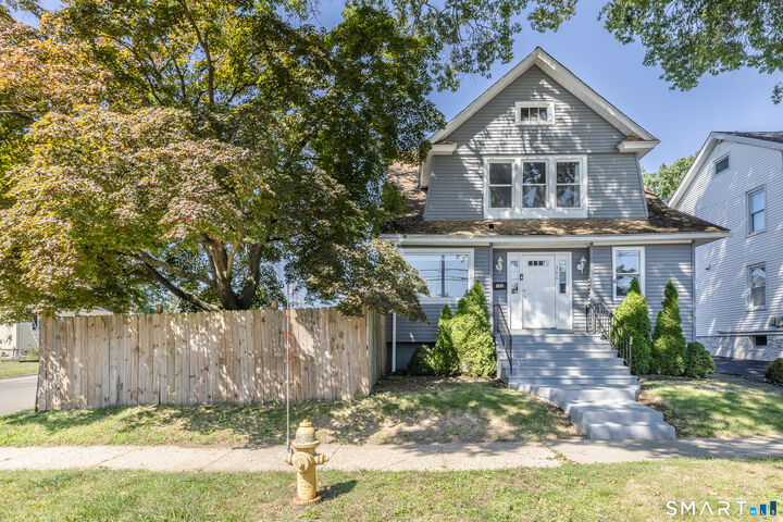 Property Photo:  380 Rockwell Avenue  CT 06615 