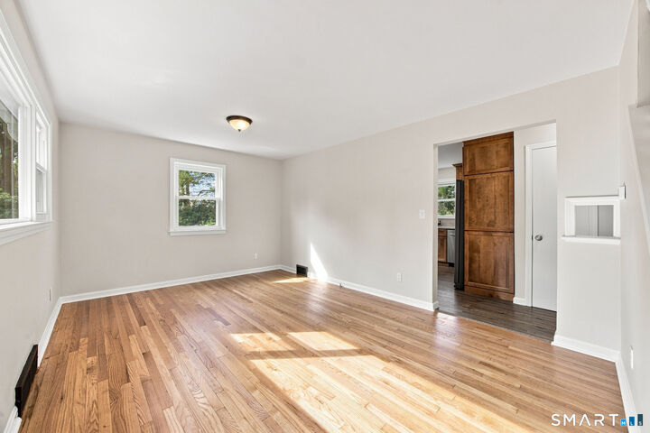 Property Photo:  23 Leaf Avenue  CT 06705 