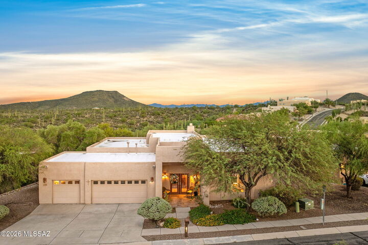 Property Photo:  2943 W Encelia Court  AZ 85745 
