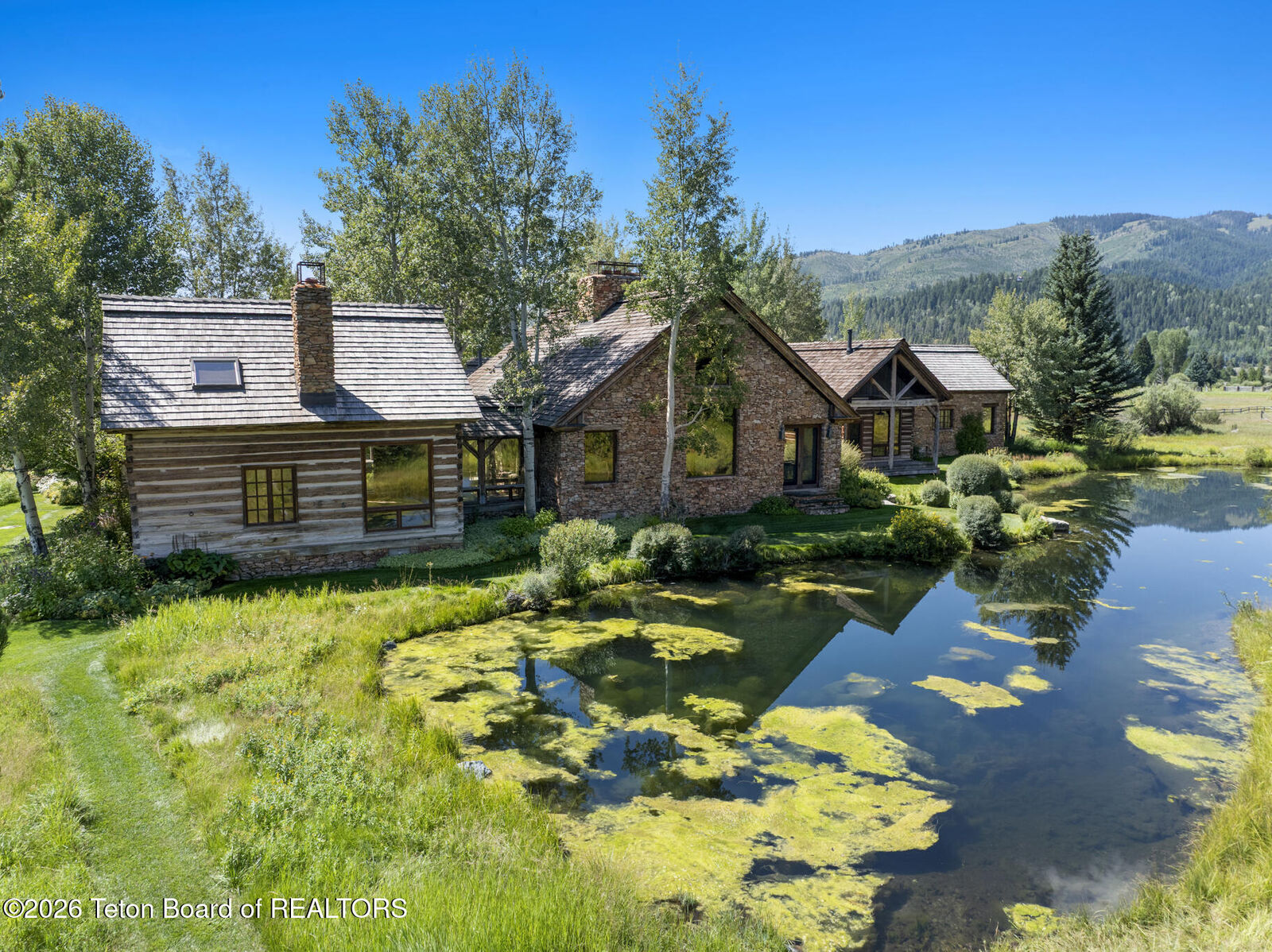 Property Photo: 75/125/175 S Pines Edge Lane WY 83014