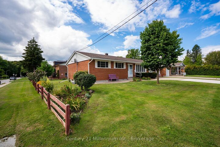 Property Photo: 466 7th Avenue E ON N4K 2X4