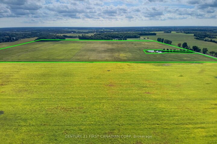 Photo de la propriété:  9787 Ivan Drive  ON N0M 2A0 