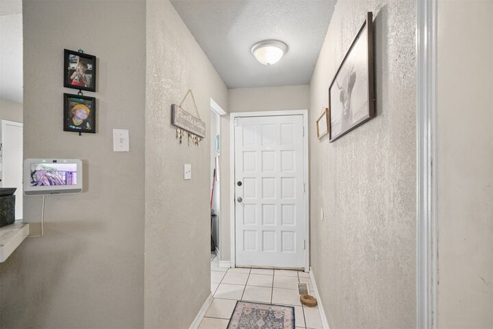 Property Photo:  1917 N Desert Palm Avenue  OK 74012 