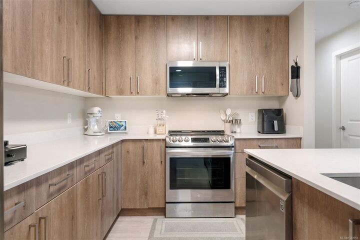 Property Photo:  110 Presley Pl #311  BC V9B 0Z1 
