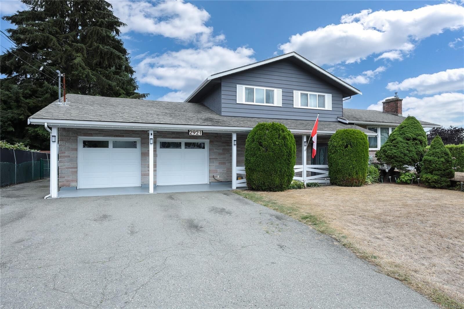 Property Photo: 2921 Mount Wells Dr BC V9B 4R9