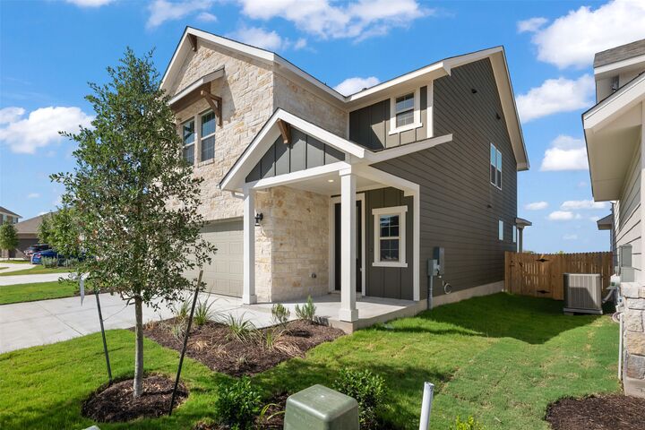 Property Photo:  204 Clover Bend  TX 78642 