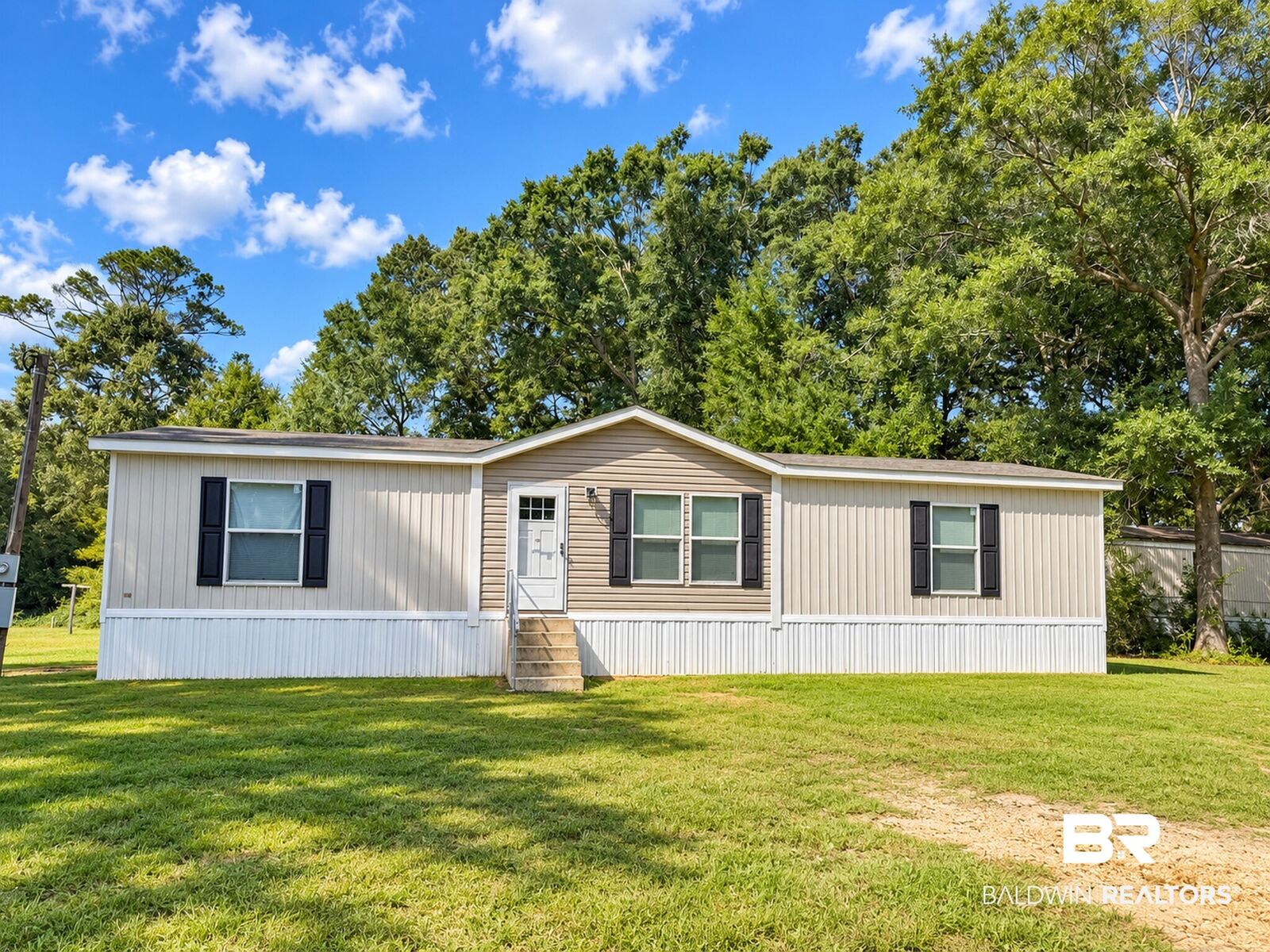 Property Photo:  130 Bristol Lane  AL 36426 