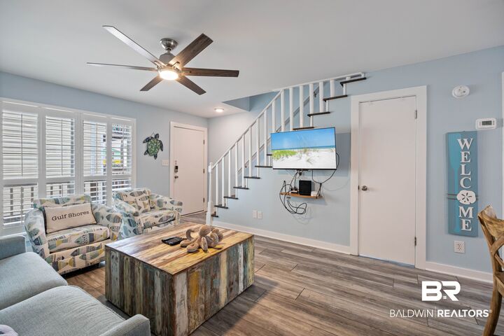 Property Photo:  372 East Beach Boulevard Unit 21  AL 36542 