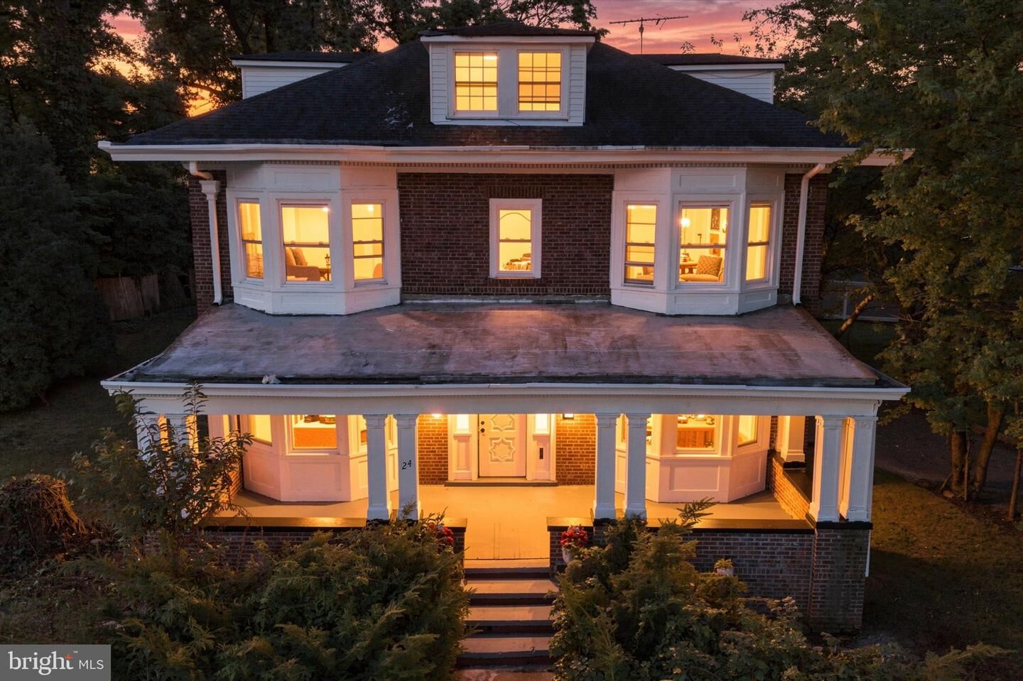 Property Photo:  24 Belmont Circle  NJ 08618 