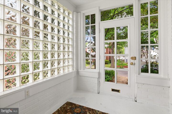 Property Photo: 4420 Burlington Place NW DC 20016